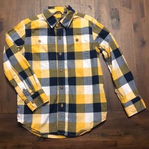 GAP boys long sleeve dress/collar shirt. Worn once
